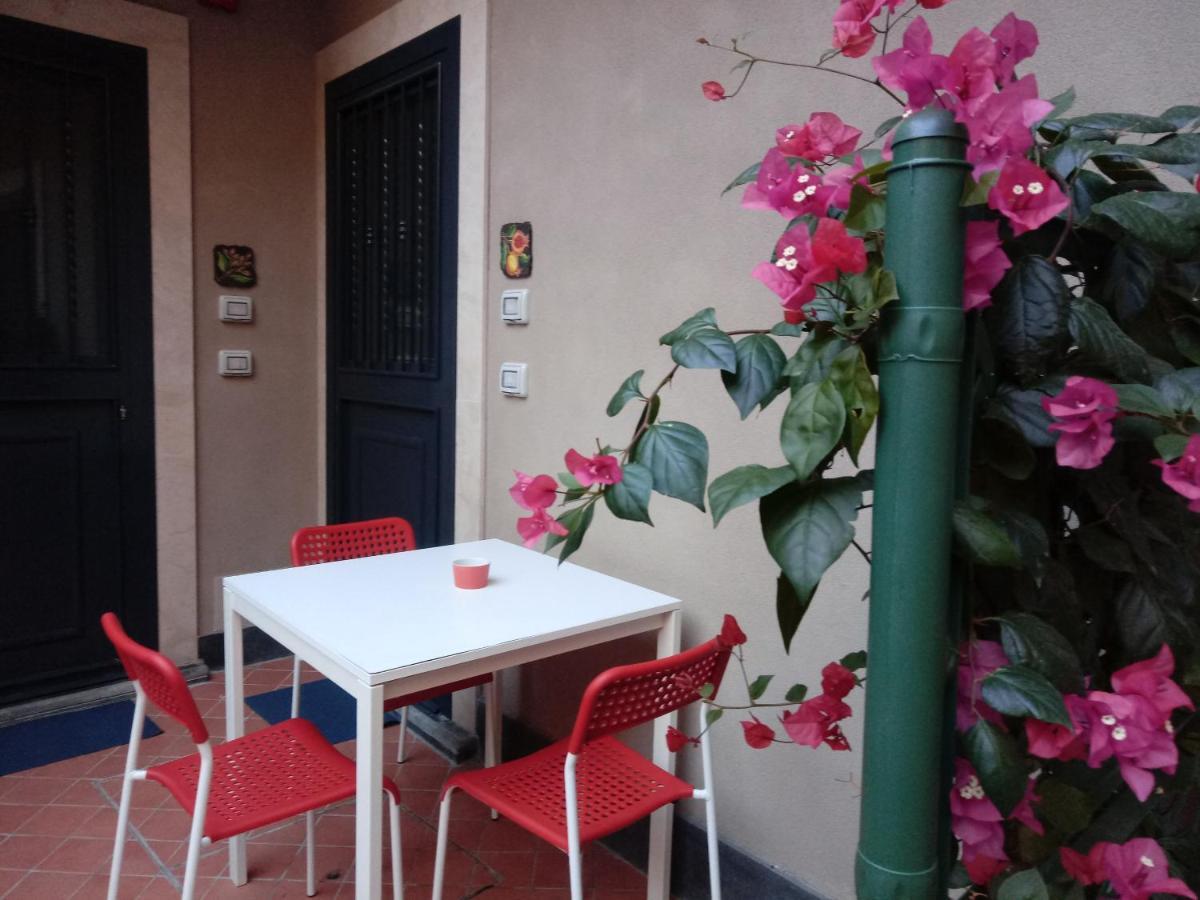 Vulcano Apartment Catania Bagian luar foto